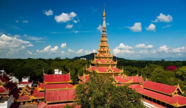 开云体育在线-缅甸篮球职业联赛崭露头角，蓬勃发展，掌声雷动